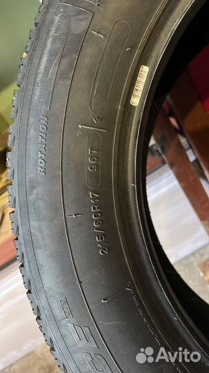 Michelin X-Ice 215/60 R17