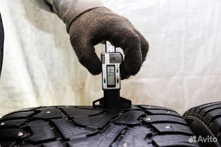 Pirelli Ice Zero 275/40 R20 и 315/35 R20 110T