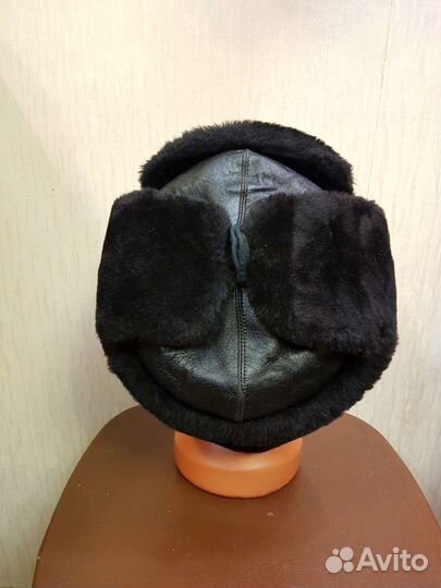 Шапка кожаная мужская 54