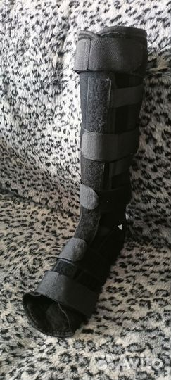 Ортез, тутор на голеностопный сустав