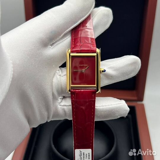 Часы золотые Cartier Tank Red