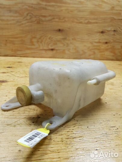 Бачок расширительный Nissan Avenir W10 SR18DE 1994