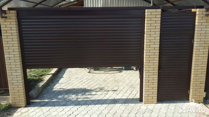 Секционные ворота