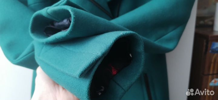 Женское демисезонное пальто из шерсти