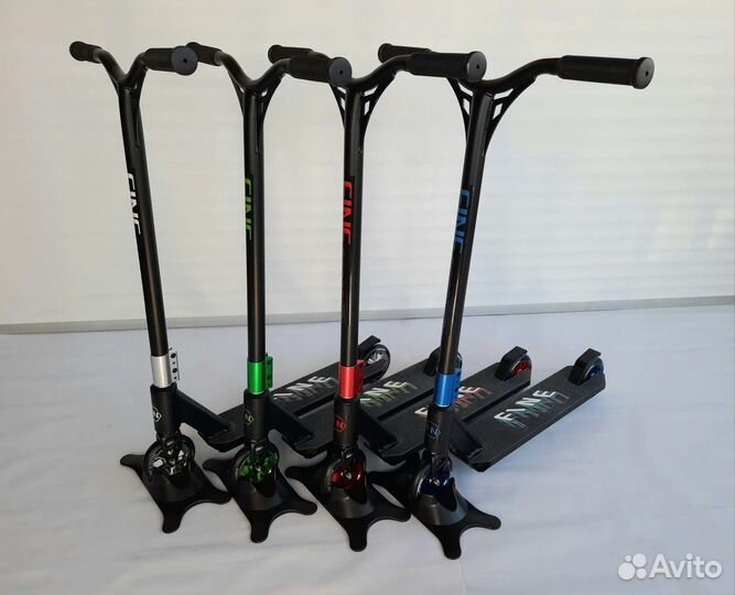 Трюковой самокат HIC новый