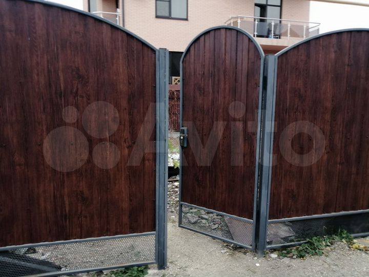 Дом 32 м² на участке 2 сот.