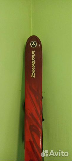 Горные лыжи, палки, шлем, ботинки