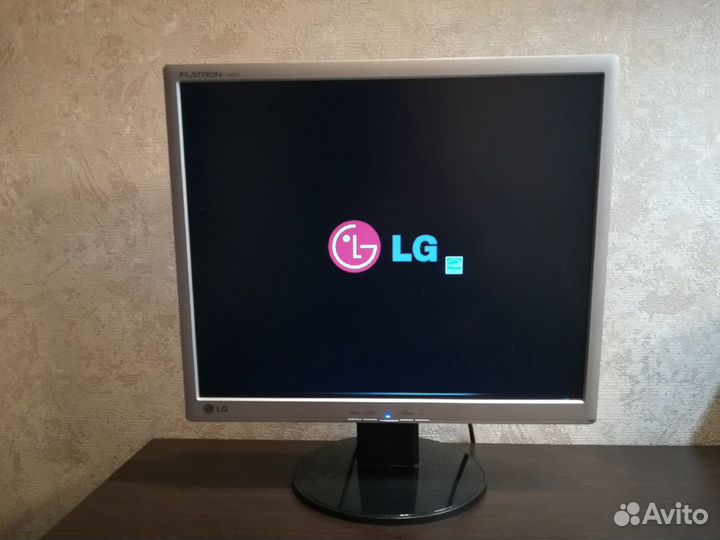 Монитор для компьютера LG