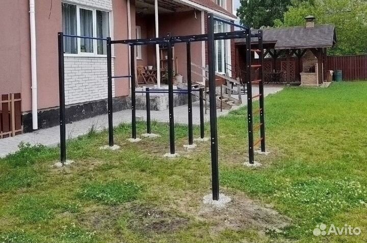 Уличный спортивный комплекс турник брусья