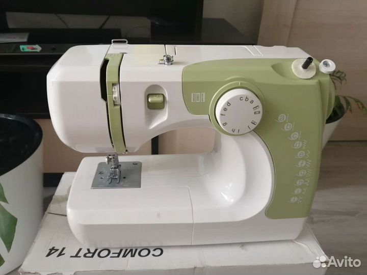 Швейная машина