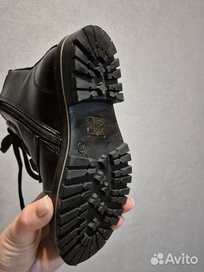 Ботинки для девочки 27