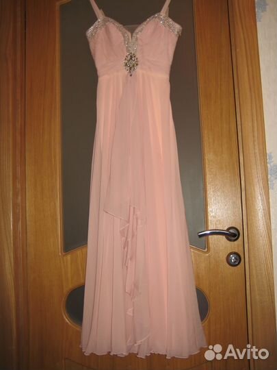 Продам шикарное вечернее платье в пол