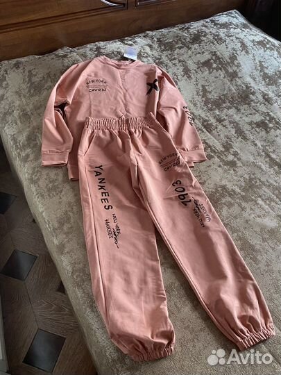 Спортивный костюм