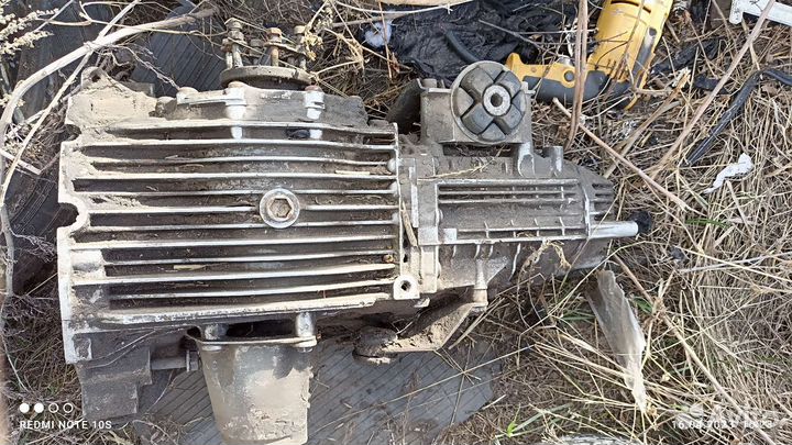 Продам кпп на audi 80 B3