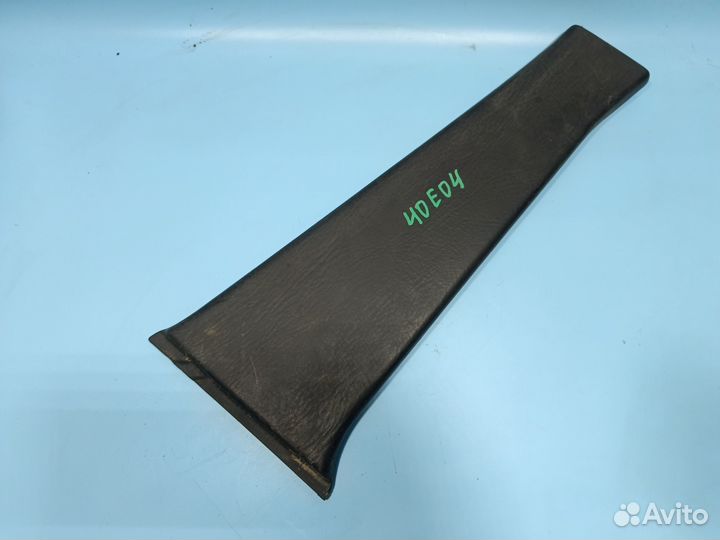 Накладка средней стойки для Audi 100 (44)