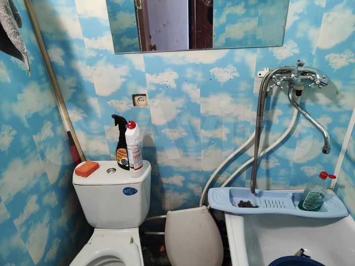 Комната 14 м² в 1-к., 1/5 эт.