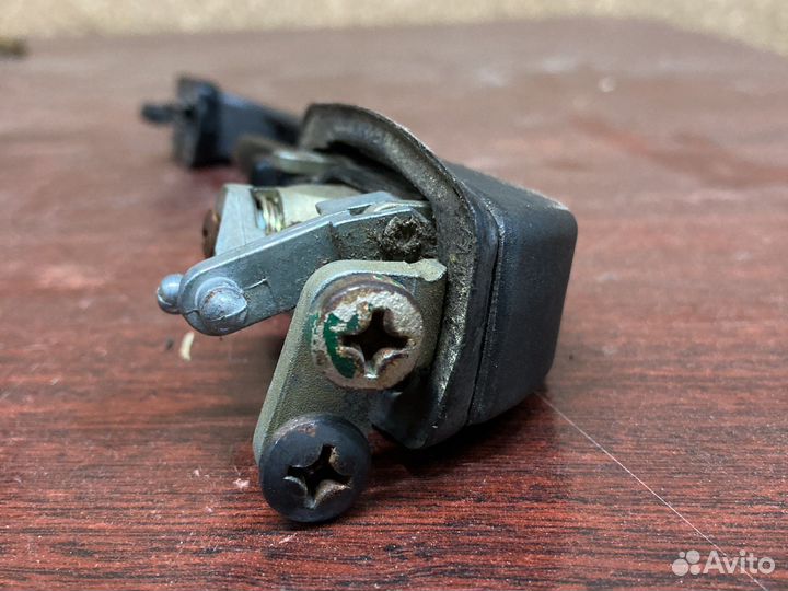 Ручка двери ауди 100 с3