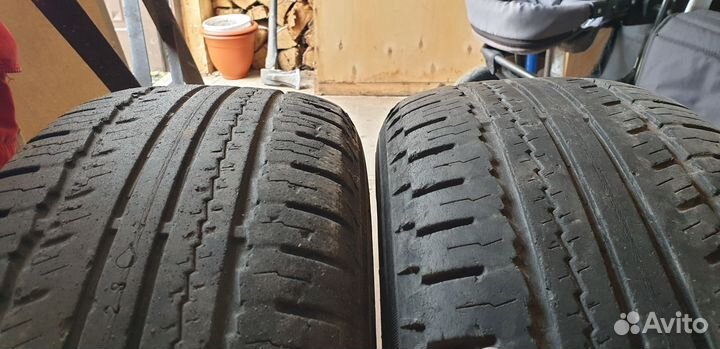 Nokian Tyres Hakka Black 215/70 R16