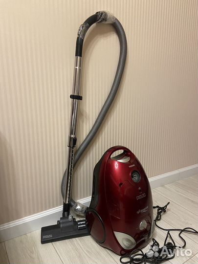 Пылесос polar