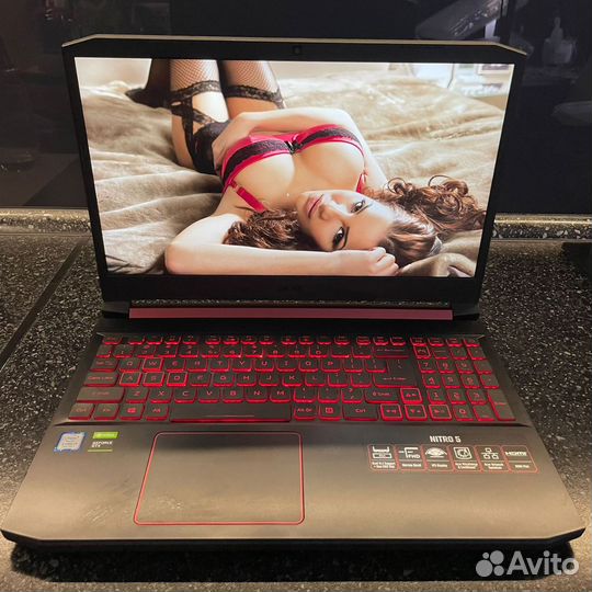 Игровой ноутбук Acer i5 8300/gtx1050/8g/1128g