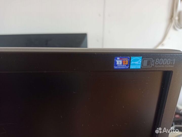 Монитор Samsung