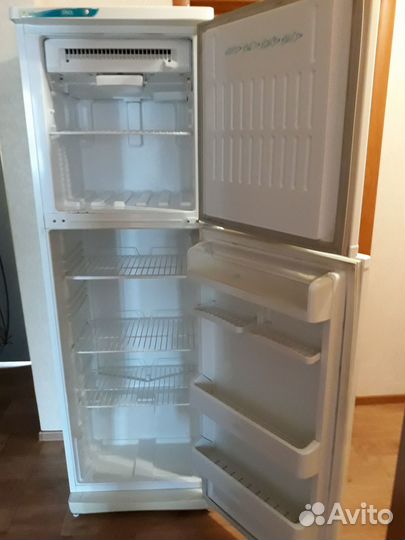 Холодильник бу Стинол