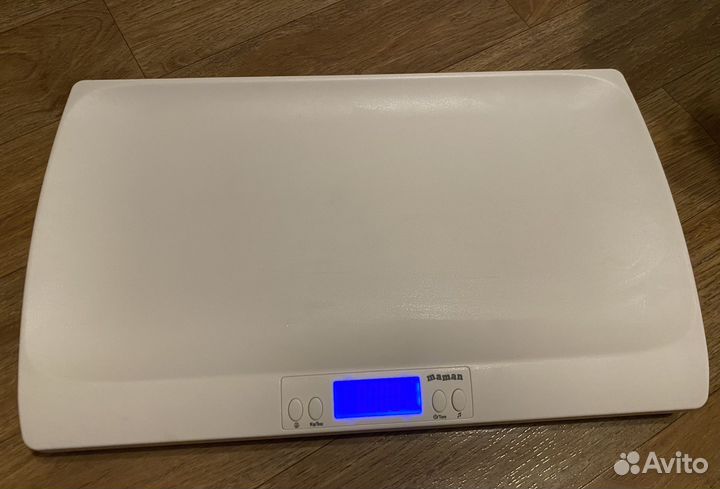 Детские весы Maman