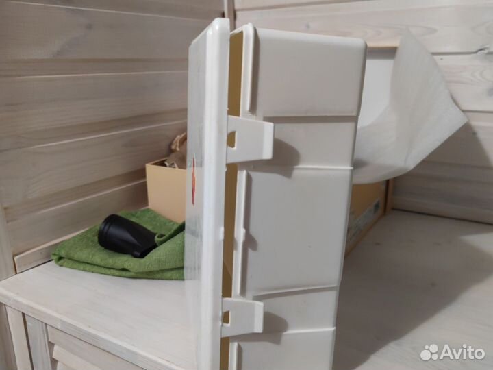 Аптечка пластиковая большая