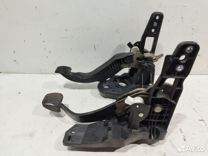 Блок педалей Cruze 2009-2016 (тормоз И сцепление)