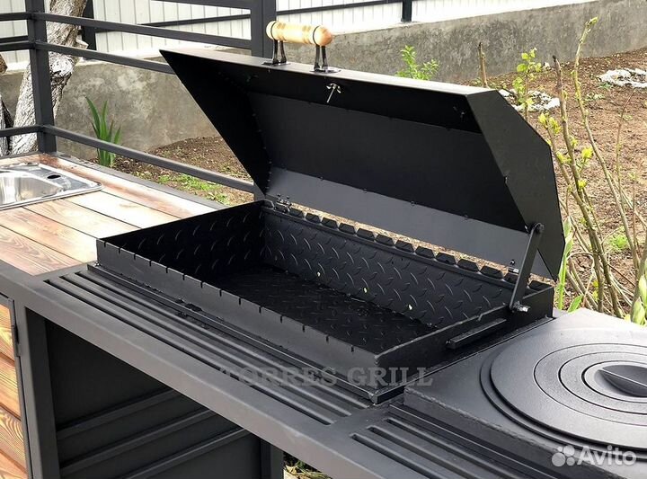 Мангальный комплекс с крышей