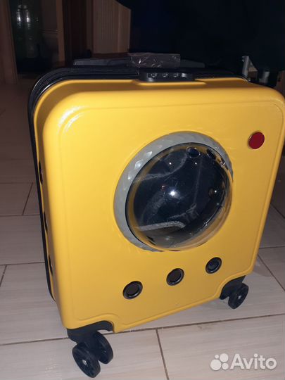 Переноска для животных на колесах