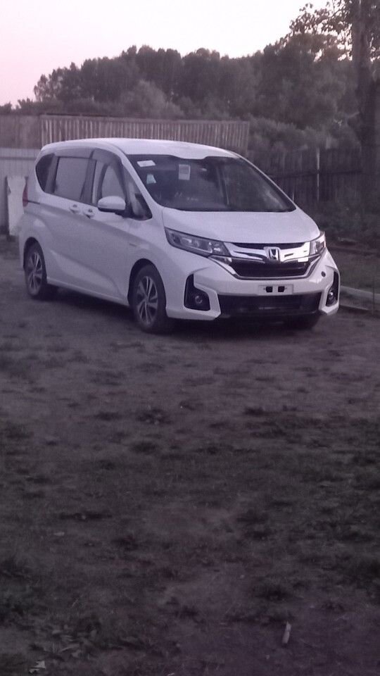 Honda Freed: фото владельца