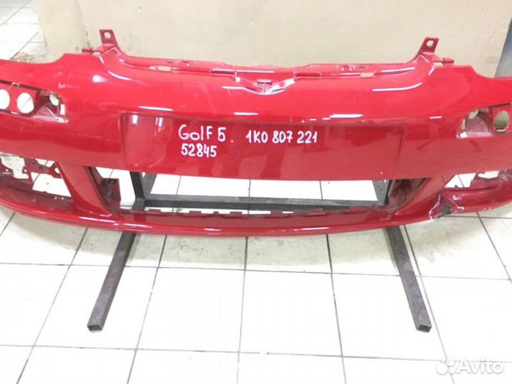 Бампер передний Volkswagen Golf 5