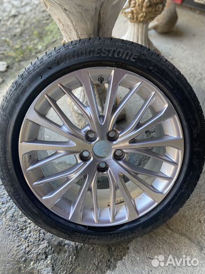 R9 Accelera 651 125/30, PCD 5x112 DIA 15