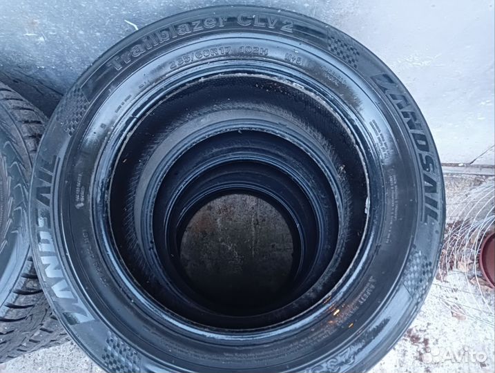 Landsail CLV2 Trailblazer 235/60 R17 102