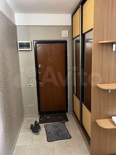 2-к. квартира, 53 м², 1/9 эт.