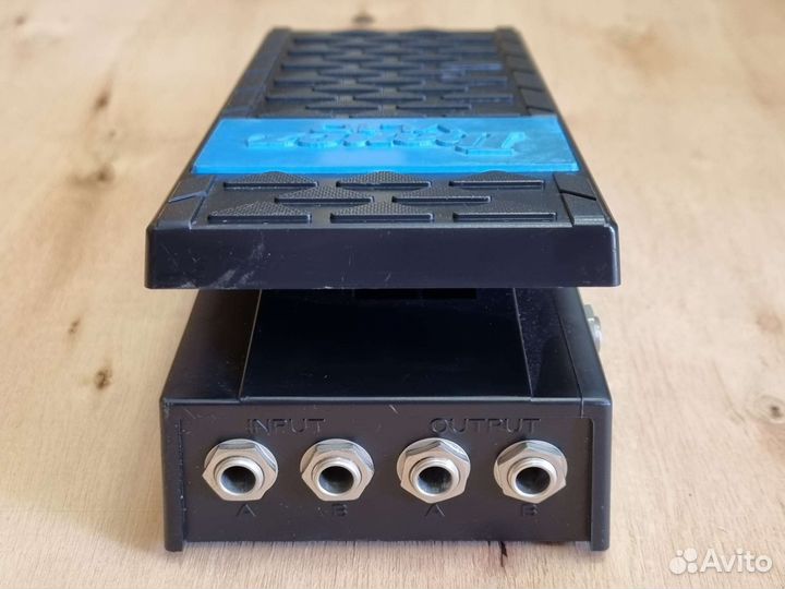 Педаль эффектов, чехол, пикгард Yamaha RS, тюнеры