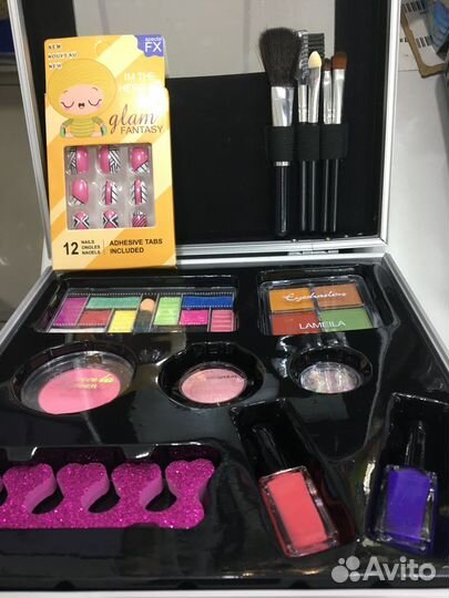 Набор детской косметики в чемоданчике