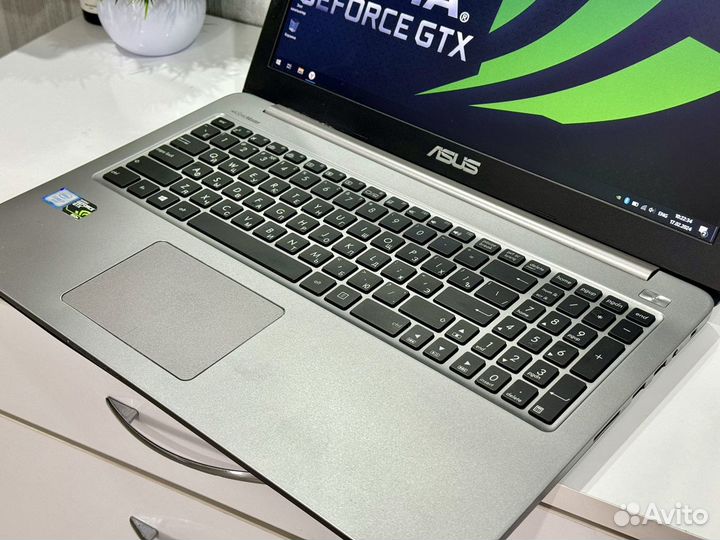 Игровой/IPS/Core i7 6500U 3.1GHz/8GB/GTX 950M/SDD