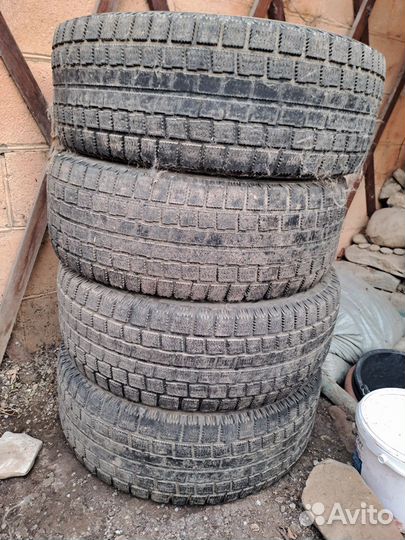 Yokohama Ice Guard Studless IG50 235/60 R16