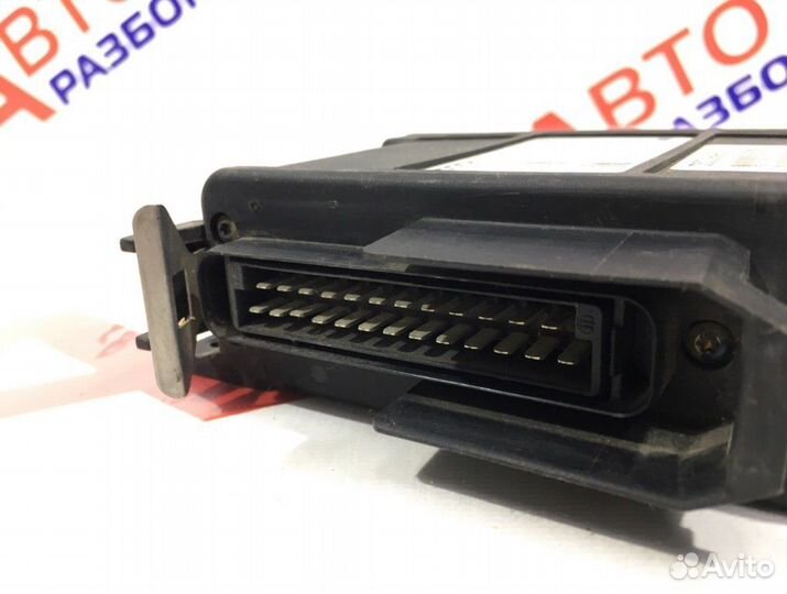 Коммутатор зажигания Volvo 940