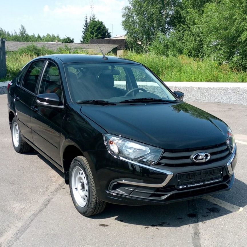 Купить ВАЗ (LADA) Granta 🚘 от 280 000 ₽ в Великих Луках