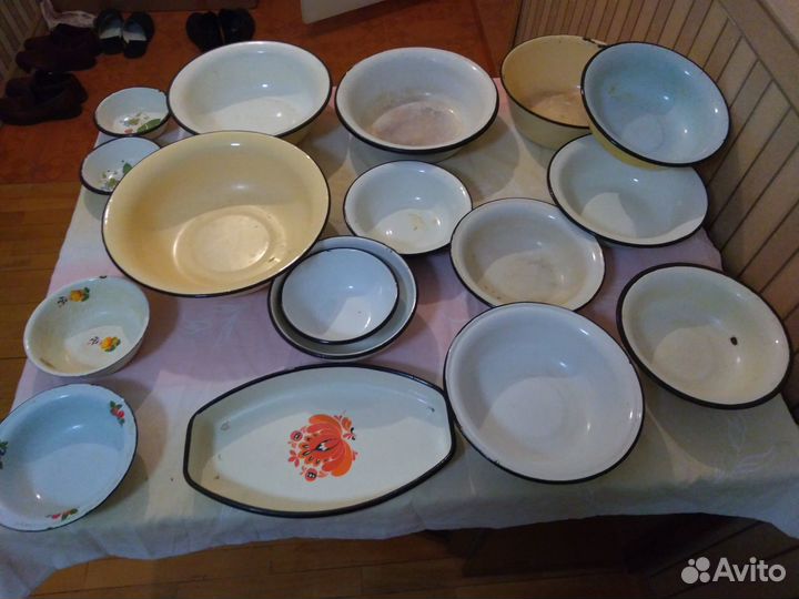 Посуда эмаль вилки ложки