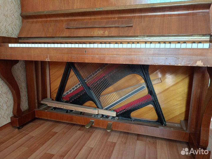 Пианино legnica