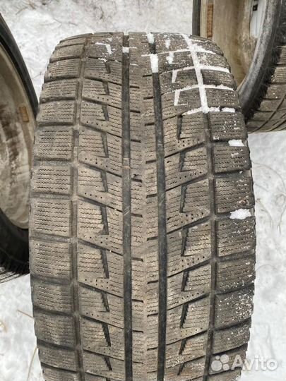 Bridgestone Blizzak RFT 255/55 R18