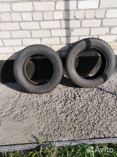 Goodyear UltraGrip 500 215/65 R16