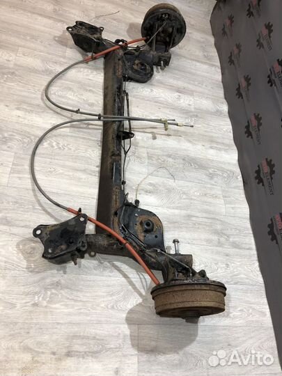 Балка задняя Renault Duster