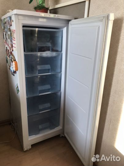 Морозильная камера бирюса 114