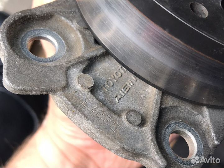 Помпа Рав 4 оригинал