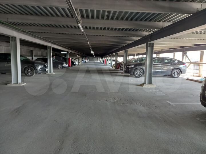 Машиноместо, 18 м²